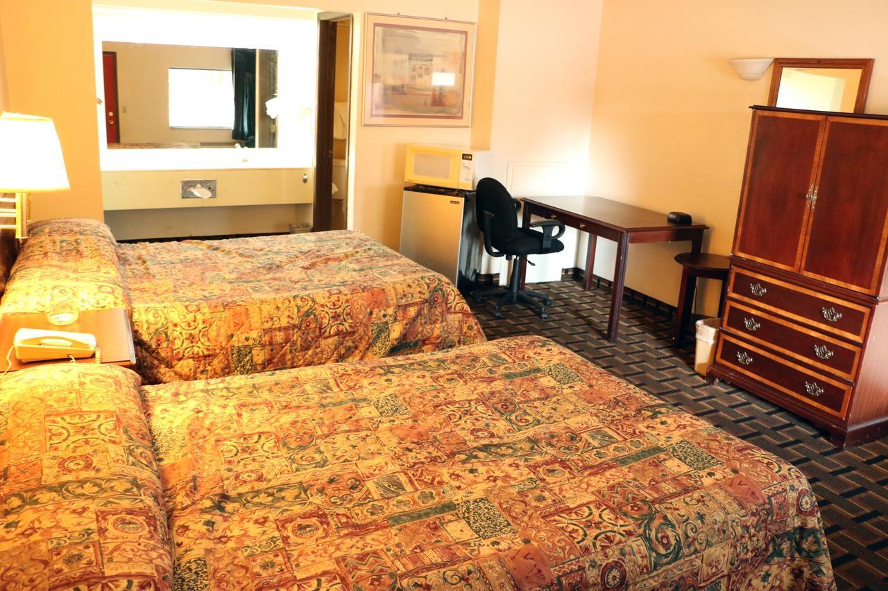 Bed Ford Inn Erie Экстерьер фото