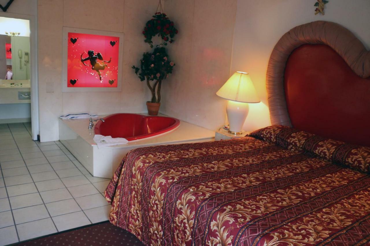 Bed Ford Inn Erie Экстерьер фото